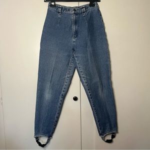Vintage 90s LizWear Petite Denim High Waisted Stirrup Tapered Jeans